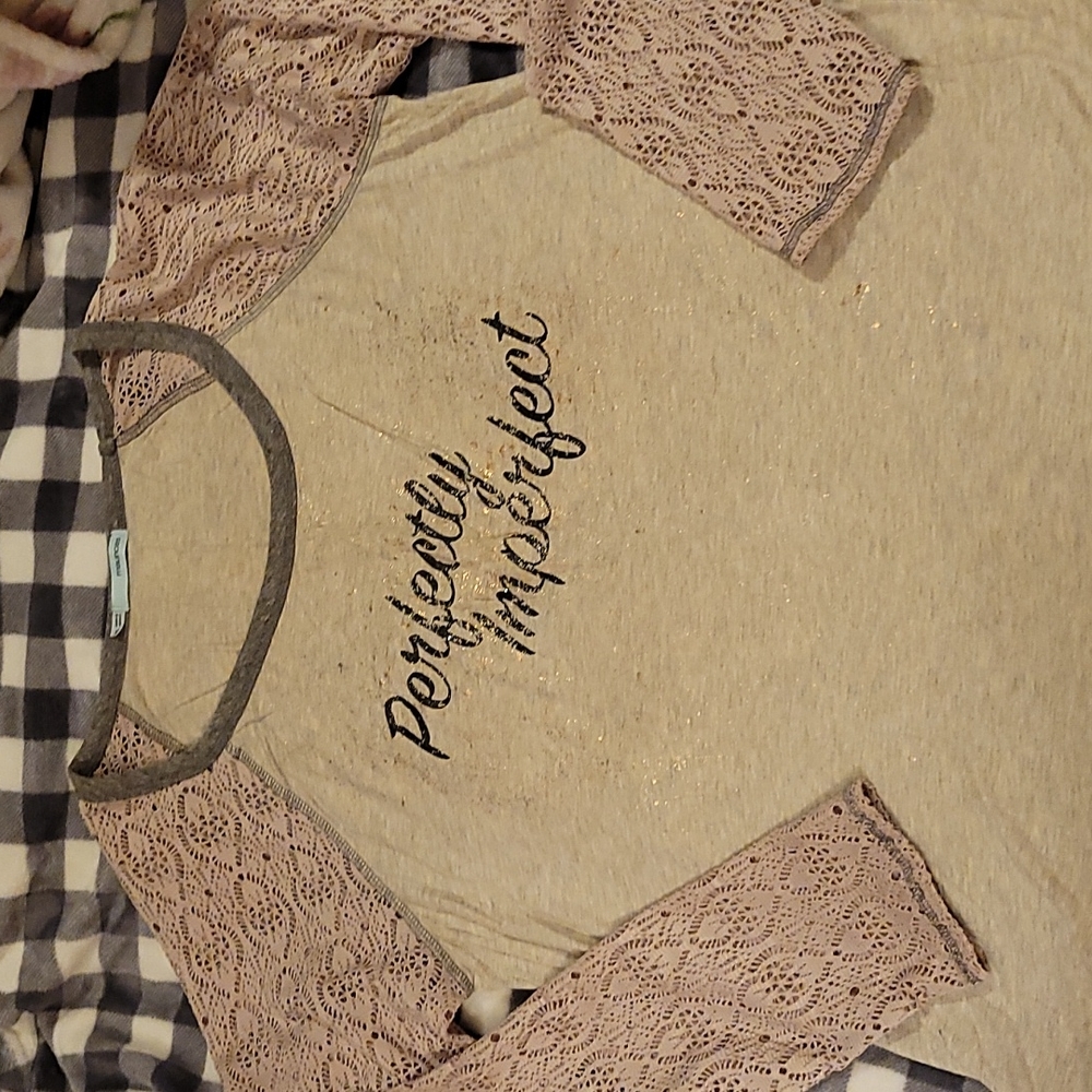 MAURICES SIZE XL LONG SLEEVE